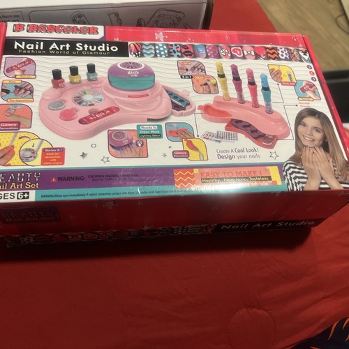Nail art studio girls - studio,